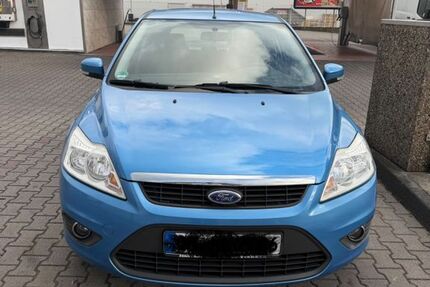 Ford Focus 151.000 km 2.750 &euro; Oberhausen 46119