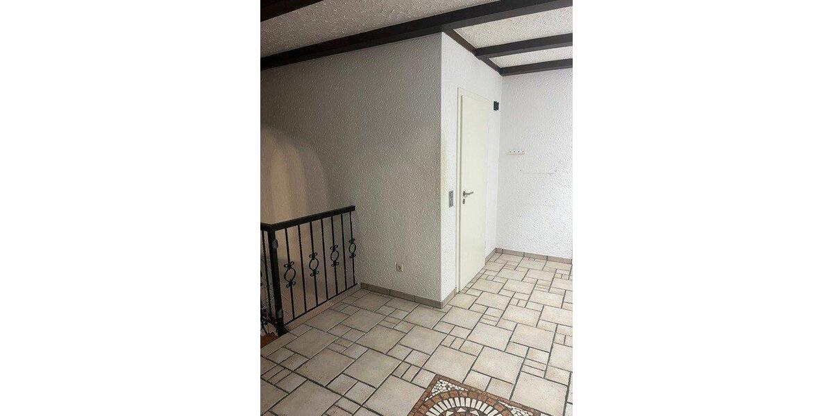 Erdgeschoßwohnung Oberhausen Alsfeld - 6 Zimmer, 160 m&sup2;, 470.000&euro; | Angebot:27531554