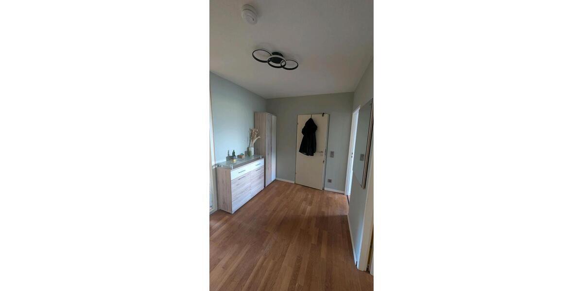 Etagenwohnung Solingen Höhscheid - 3 Zimmer, 84 m&sup2;, 285.000&euro; | Angebot:27197378