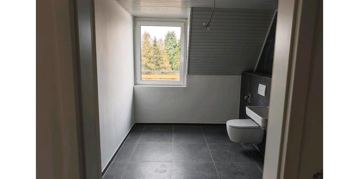 Etagenwohnung Mülheim an der Ruhr Heißen - 3 Zimmer, 83 m&sup2;, 1.550&euro; | Angebot:25262496