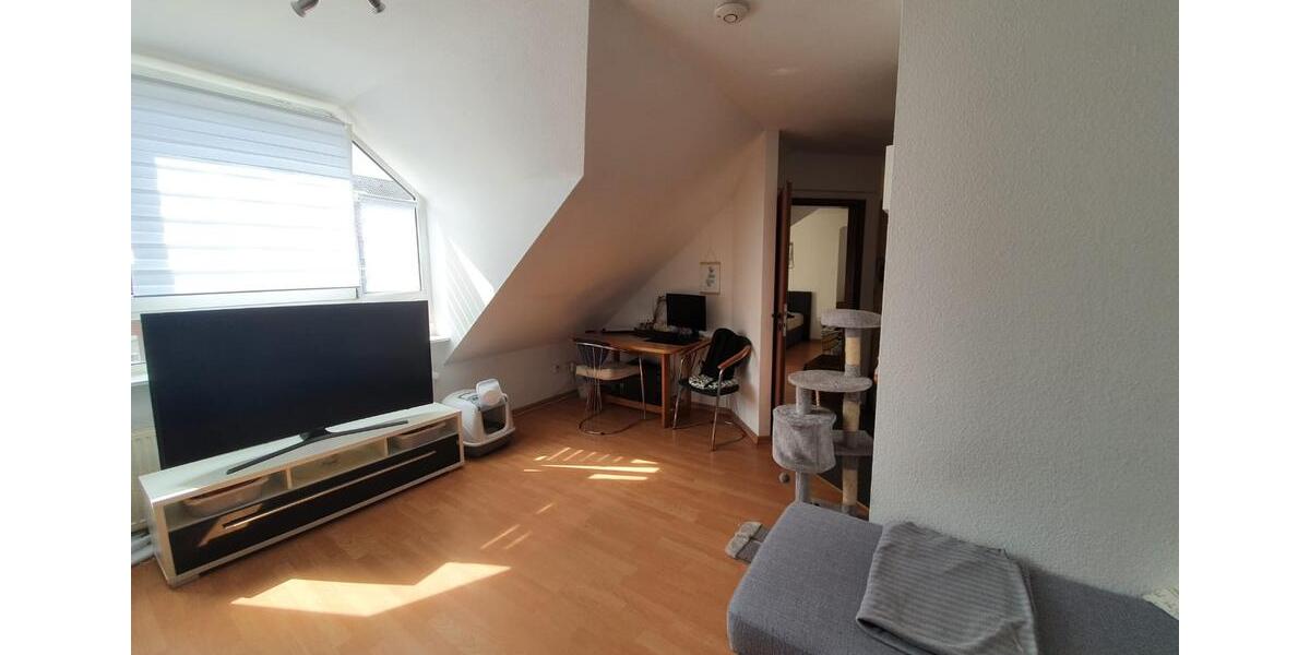 Dachgeschoßwohnung Düsseldorf Stadtbezirk 8 - 2 Zimmer, 42 m&sup2;, 580&euro; | Angebot:26423157
