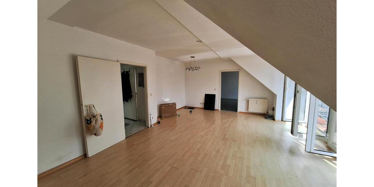 Dachgeschoßwohnung Essen Stadtbezirk IX - 2 Zimmer, 62 m&sup2;, 995&euro; | Angebot:26442789