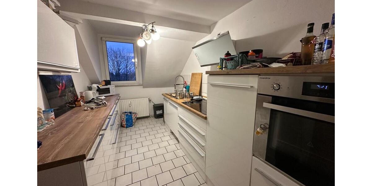 Dachgeschoßwohnung Hilden - 3 Zimmer, 83 m&sup2;, 810&euro; | Angebot:25514548