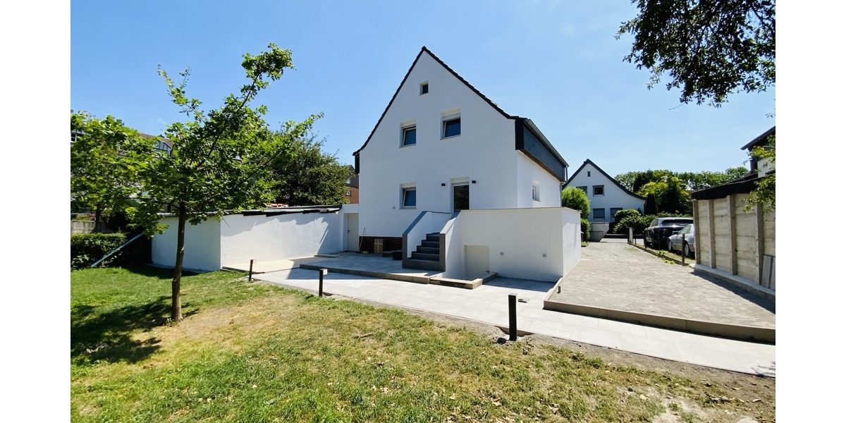Einfamilienhaus mit 5 Zimmern und 2 Bädern, großem Garten ideal für Familien. Komplett saniert! - Einfamilienhaus Düsseldorf / Rath Rath | Angebot:27190569