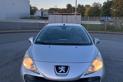 Peugeot 207 110.000 km 2.600 &euro; Bottrop 46238