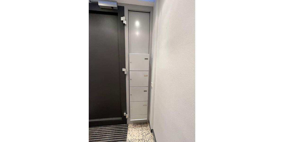 Etagenwohnung Düsseldorf Bilk - 2 Zimmer, 64 m&sup2;, 320.000&euro; | Angebot:25657435