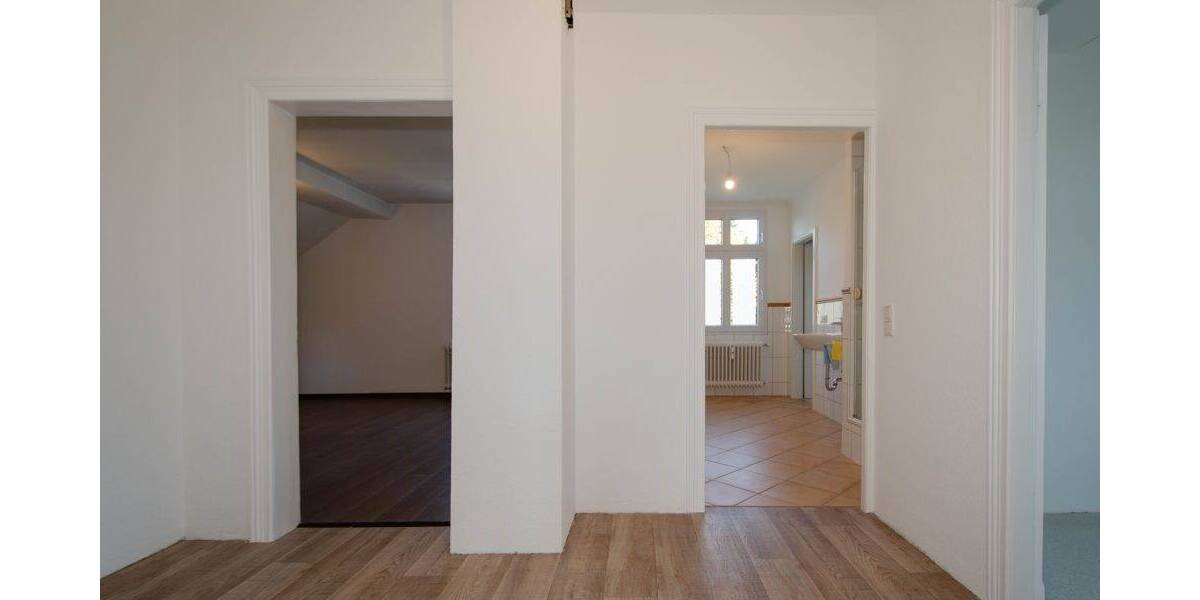 Etagenwohnung Wuppertal Elberfeld - 3 Zimmer, 85 m&sup2;, 650&euro; | Angebot:25687024