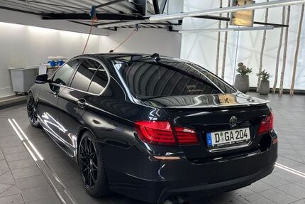 BMW 523 225.000 km 7.999 &euro; Düsseldorf 40476