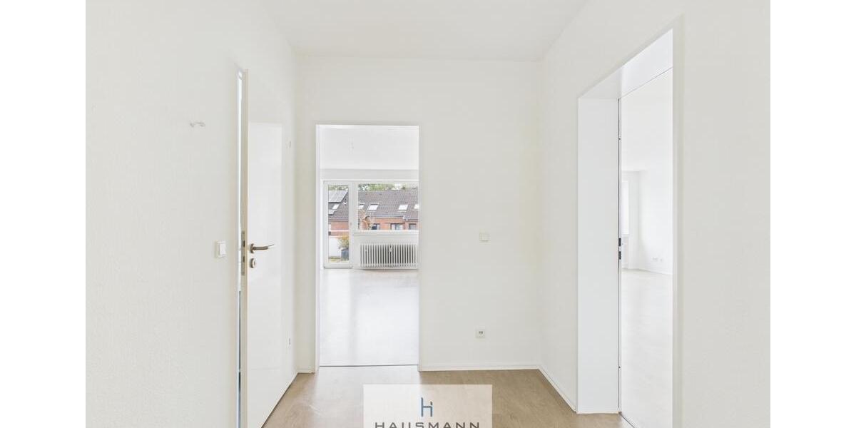 Etagenwohnung Düsseldorf Stadtbezirk 8 - 3 Zimmer, 109 m&sup2;, 1.450&euro; | Angebot:24157205