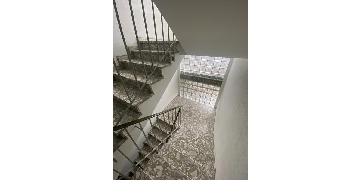 Etagenwohnung Düsseldorf Stadtbezirk 5 - 1 Zimmer, 36 m&sup2;, 445&euro; | Angebot:25791792