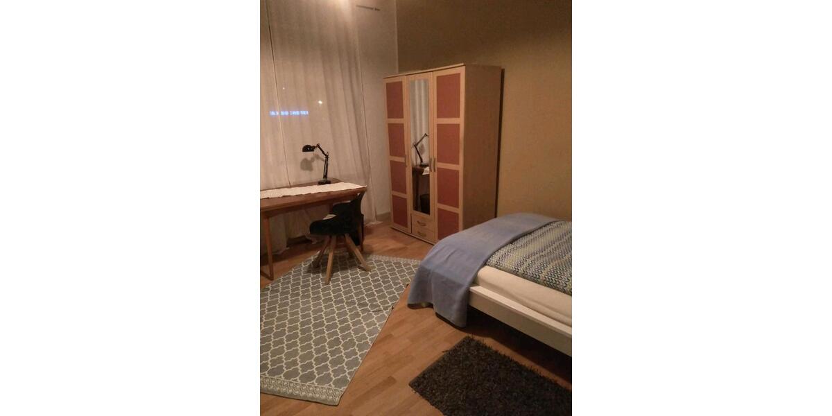 Etagenwohnung Düsseldorf Stadtbezirk 10 - 1 Zimmer, 30 m&sup2;, 510&euro; | Angebot:25931869