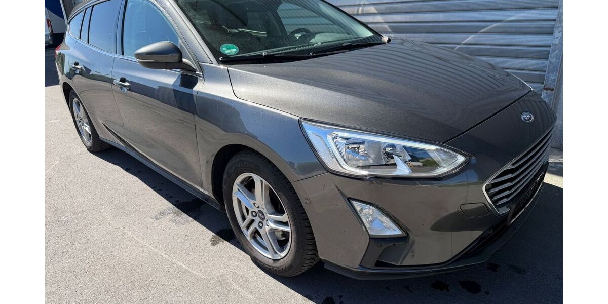 Ford Focus 87.522 km 11.800 &euro; Wuppertal 42285
