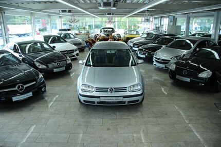 VW Golf 110.000 km 3.490 &euro; Essen 45356