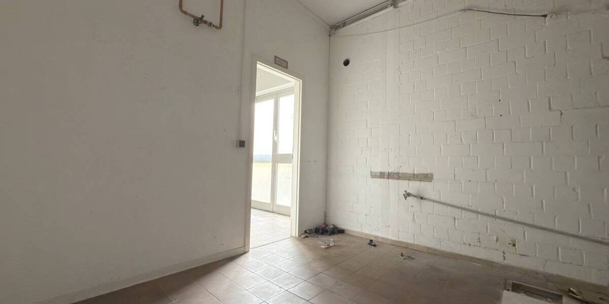 Gewerbeobjekt Oberhausen Lirich-Nord - 9 Zimmer, 2.300&euro; | Angebot:26585910