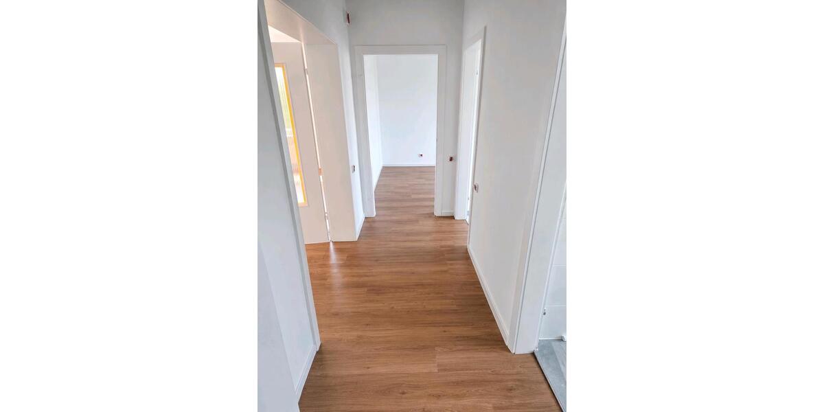 Etagenwohnung Solingen - 2 Zimmer, 55 m&sup2;, 650&euro; | Angebot:26517450
