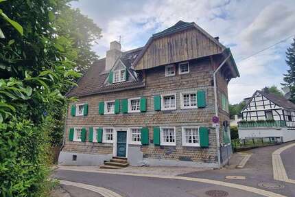 Haus Remscheid Reinshagen - 14 Zimmer, 227 m&sup2;, 45.000&euro; | Angebot:26976759
