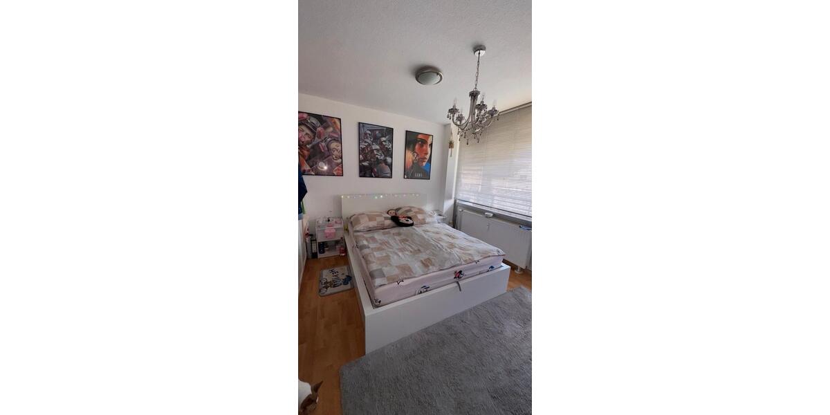 Etagenwohnung Neuss - 4 Zimmer, 85 m&sup2;, 280.000&euro; | Angebot:27197327