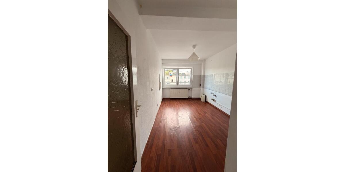 Etagenwohnung Essen Stadtkern - 3 Zimmer, 110 m&sup2;, 1.250&euro; | Angebot:27540783