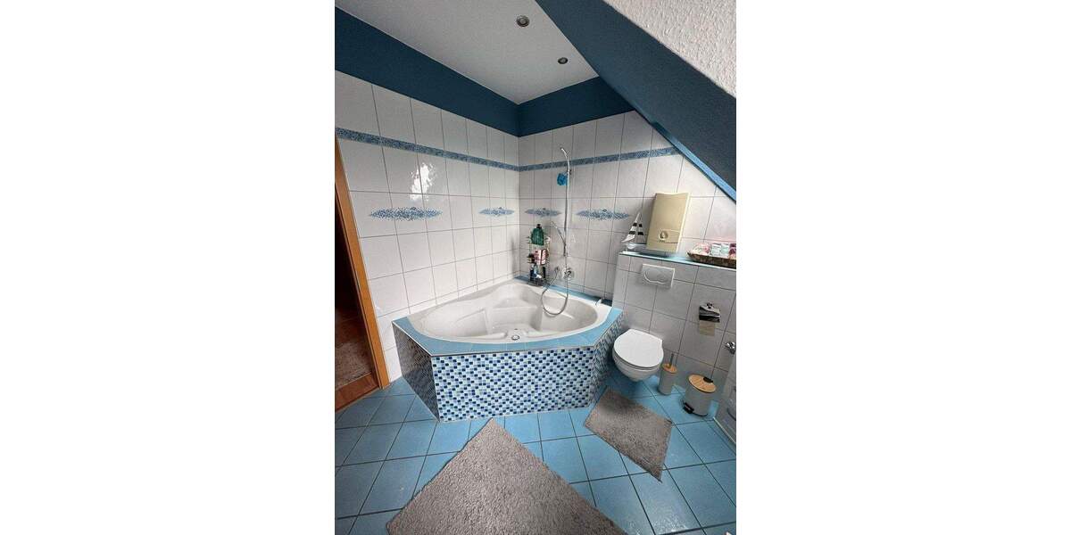 Mehrfamilienhaus, Wohnhaus Wuppertal Langerfeld - 8 Zimmer, 263 m&sup2;, 380.000&euro; | Angebot:25718869