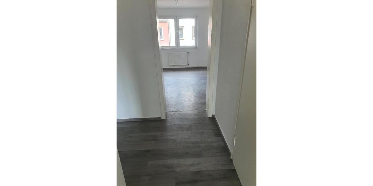 Etagenwohnung Wuppertal Elberfeld - 2 Zimmer, 70 m&sup2;, 350&euro; | Angebot:25988811