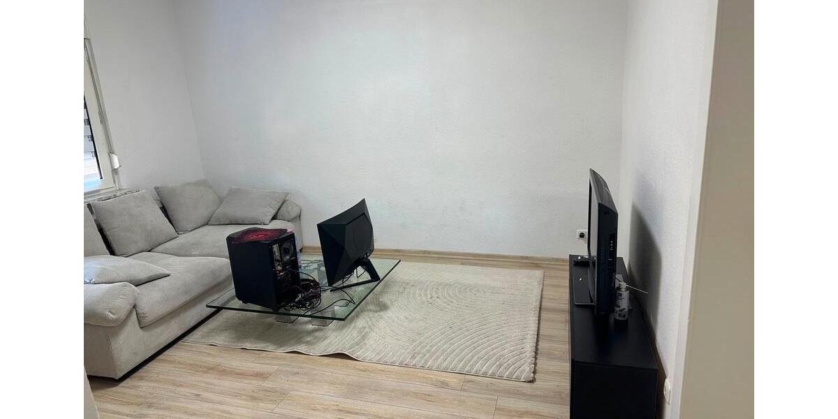 Etagenwohnung Duisburg Huckingen - 2 Zimmer, 42 m&sup2;, 638&euro; | Angebot:27535791
