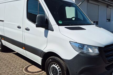 Mercedes-Benz Sprinter 298.000 km 13.500 &euro; Düsseldorf 40591