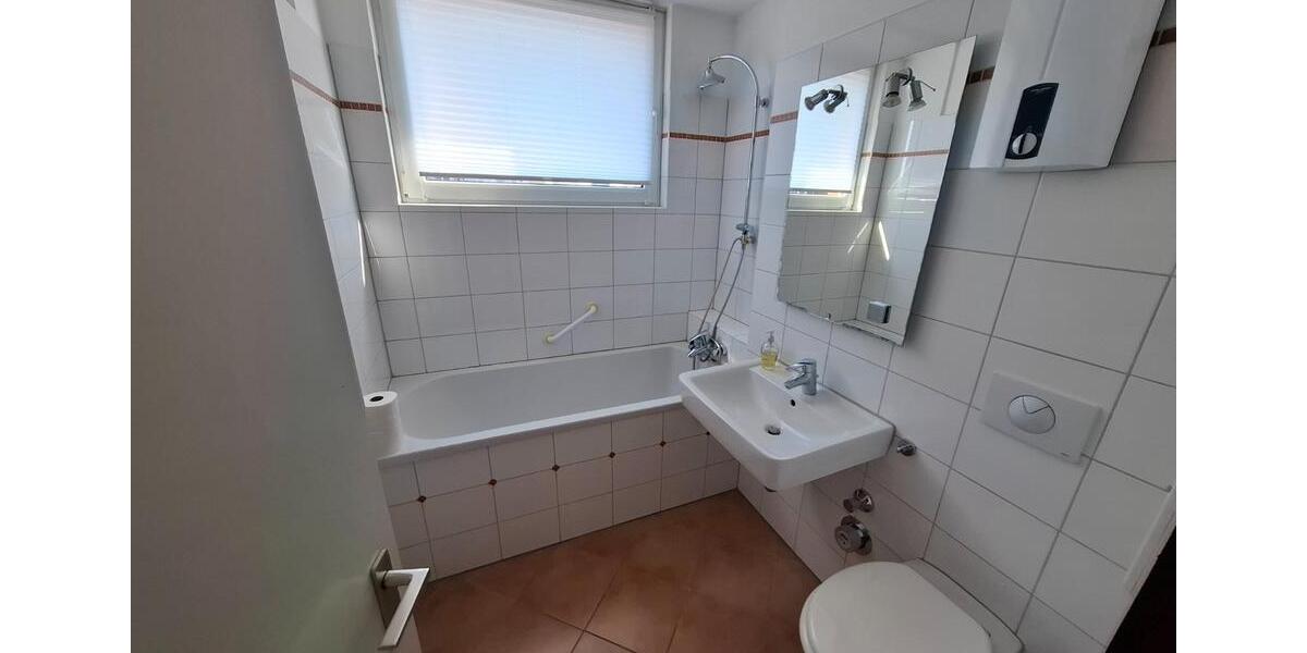Etagenwohnung Kaarst - 2.5 Zimmer, 74 m&sup2;, 219.000&euro; | Angebot:26522572