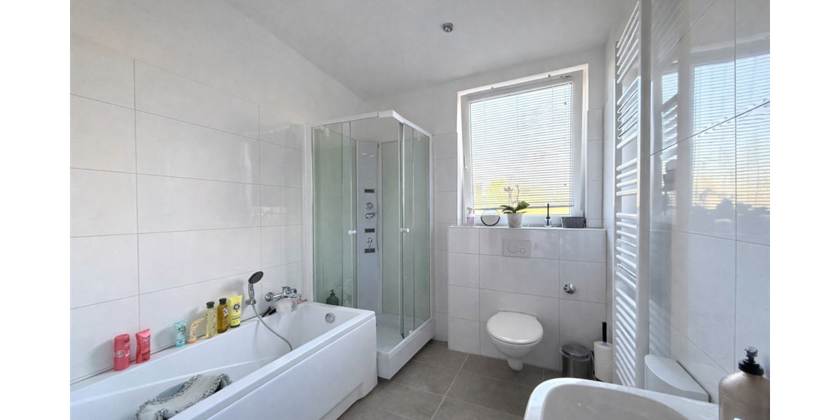 Mehrfamilienhaus, Wohnhaus Neuss Gnadental - 1 Zimmer, 690.000&euro; | Angebot:25864679