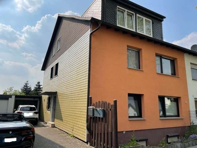 Einfamilienhaus Langenfeld - 8 Zimmer, 250 m&sup2;, 759.000&euro; | Angebot:9640646