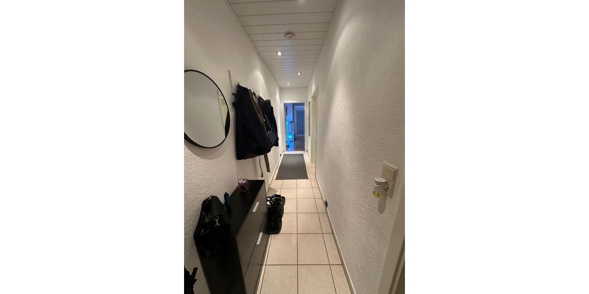 Hochparterre Solingen Mitte - 2 Zimmer, 58 m&sup2;, 165.000&euro; | Angebot:19928938