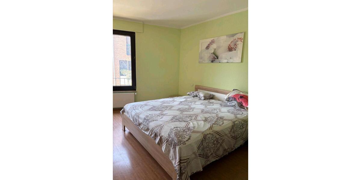 Etagenwohnung Düsseldorf Stadtbezirk 8 - 2 Zimmer, 70 m&sup2;, 1.620&euro; | Angebot:25960265