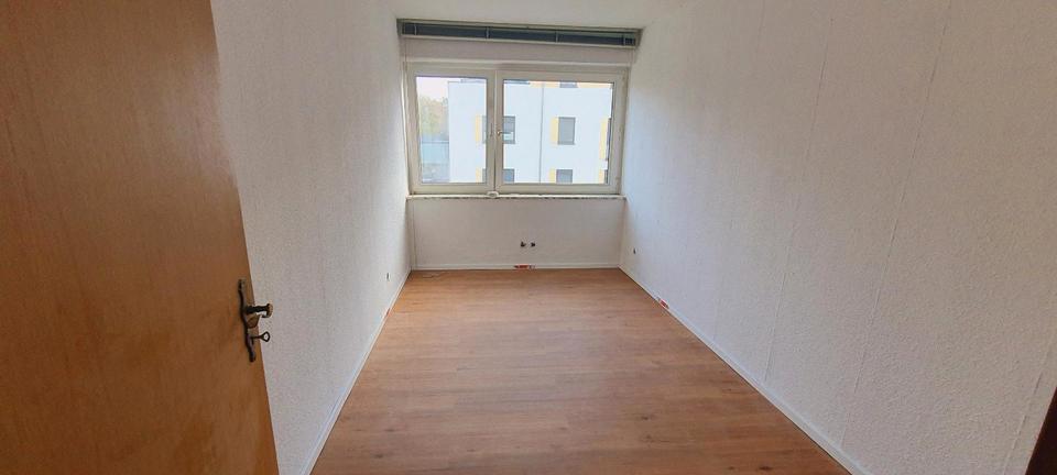 Etagenwohnung Duisburg Großenbaum - 3 Zimmer, 68 m&sup2;, 980&euro; | Angebot:27535704
