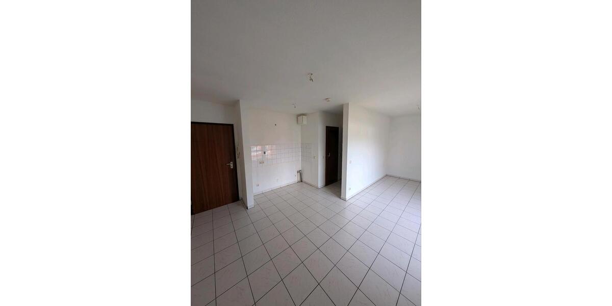 Etagenwohnung Essen Stadtbezirk IV - 1 Zimmer, 31 m&sup2;, 350&euro; | Angebot:26449081