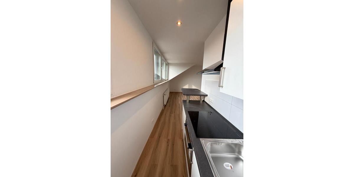 Dachgeschoßwohnung Essen Stadtbezirk IV - 1 Zimmer, 36 m&sup2;, 460&euro; | Angebot:27544492