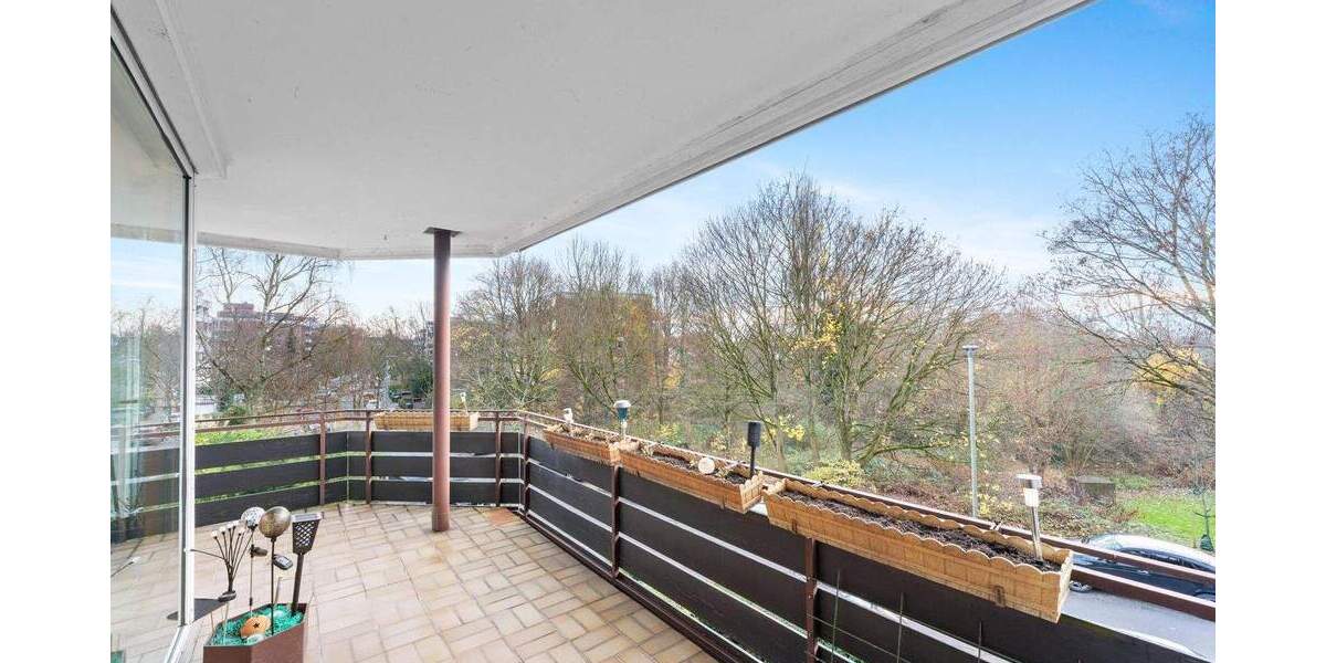 Etagenwohnung Düsseldorf Gerresheim - 4 Zimmer, 98 m&sup2;, 340.000&euro; | Angebot:25685672