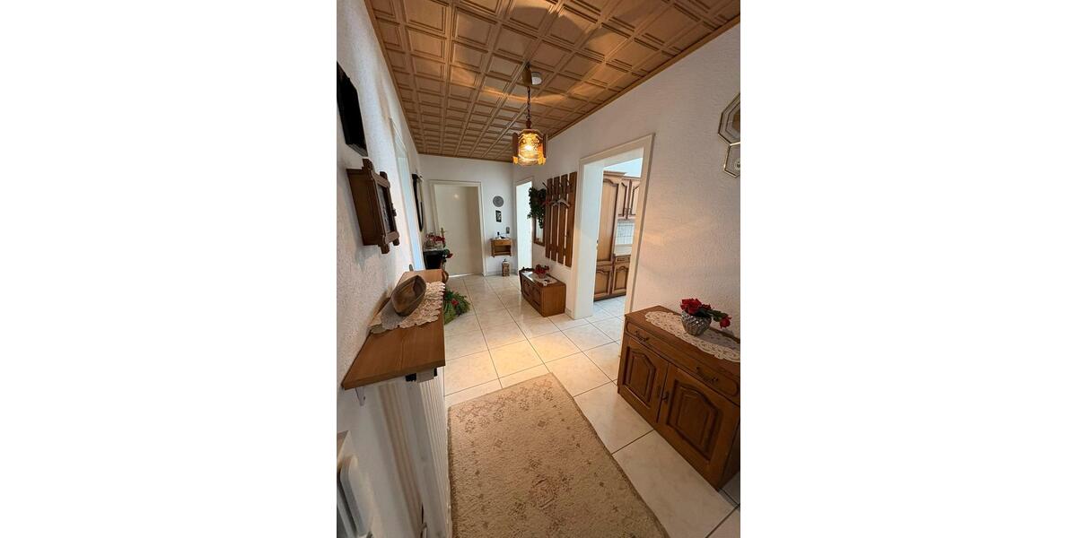 Etagenwohnung Wuppertal Gemarkung Ronsdorf - 3 Zimmer, 79 m&sup2;, 145.000&euro; | Angebot:25944524