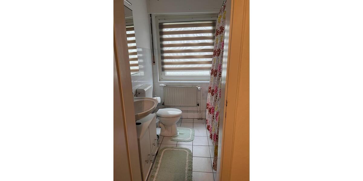 Erdgeschoßwohnung Essen Stadtbezirk VII - 3 Zimmer, 71 m&sup2;, 444&euro; | Angebot:25967648