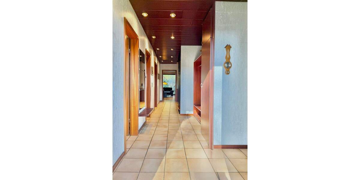 Mehrfamilienhaus, Wohnhaus Duisburg Hochemmerich - 4 Zimmer, 99 m&sup2;, 295.000&euro; | Angebot:25734976