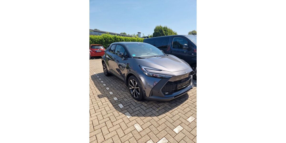 Toyota C-HR 23.498 km 24.999 &euro; Ratingen 40882