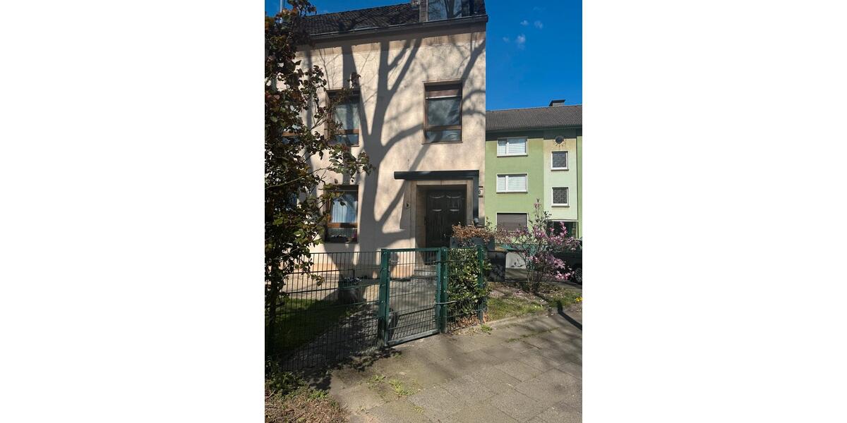 Dachgeschoßwohnung Duisburg Laar - 3 Zimmer, 75 m&sup2;, 850&euro; | Angebot:25454192