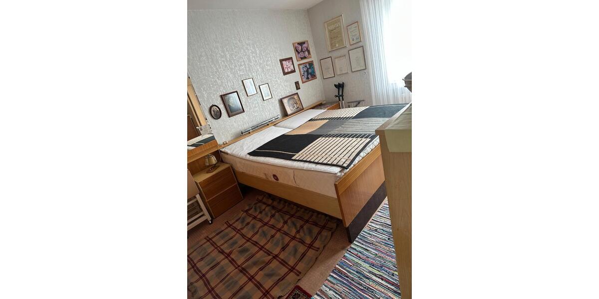 Etagenwohnung Velbert - 3 Zimmer, 65 m&sup2;, 140.000&euro; | Angebot:26592151