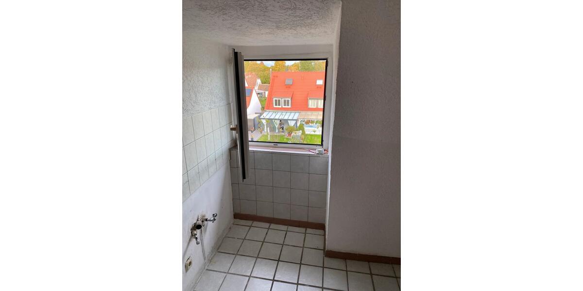 Dachgeschoßwohnung Duisburg Rheinhausen - 1 Zimmer, 45 m&sup2;, 590&euro; | Angebot:25875981