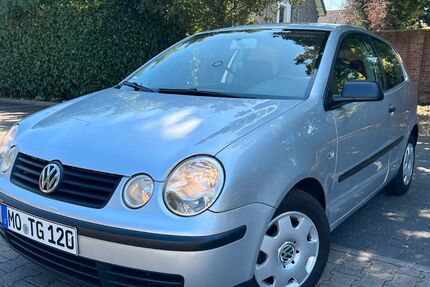 VW Polo 124.000 km 2.950 &euro; Moers 47443