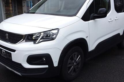 Peugeot Rifter 181.000 km 12.300 &euro; Mülheim an der Ruhr 45473