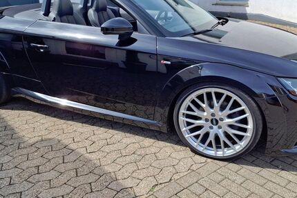 Audi TT 99.350 km 25.900 &euro; Velbert 42553