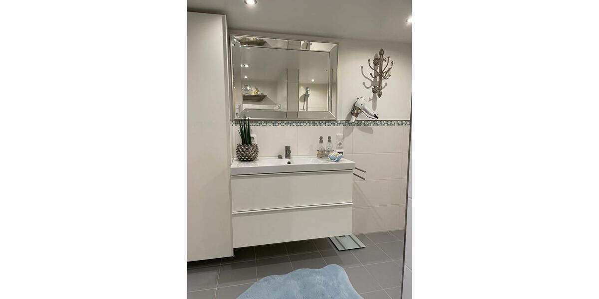 Erdgeschoßwohnung Langenfeld (Rheinland) - 5 Zimmer, 220 m&sup2;, 539.000&euro; | Angebot:25905572