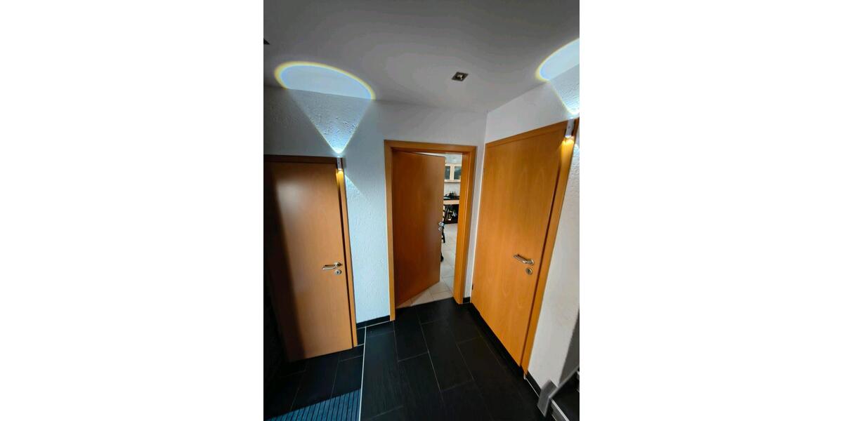 Erdgeschoßwohnung Wuppertal Unterbarmen - 3 Zimmer, 90 m&sup2;, 1.350&euro; | Angebot:27536410