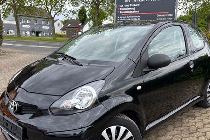 Toyota Aygo (X) 146.822 km 3.000 &euro; Velbert 42551