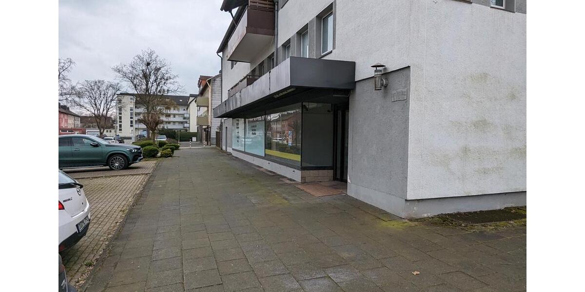 Dachgeschoßwohnung Duisburg Huckingen - 1.5 Zimmer, 30 m&sup2;, 330&euro; | Angebot:24224463