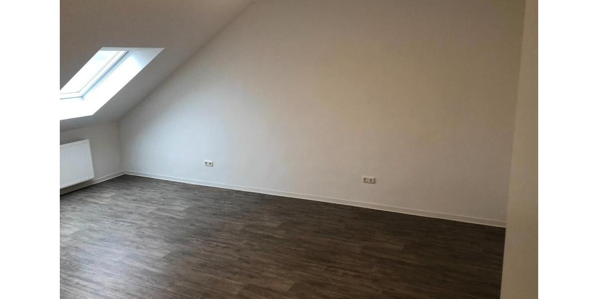 Dachgeschoßwohnung Heiligenhaus - 2 Zimmer, 67 m&sup2;, 650&euro; | Angebot:26395083